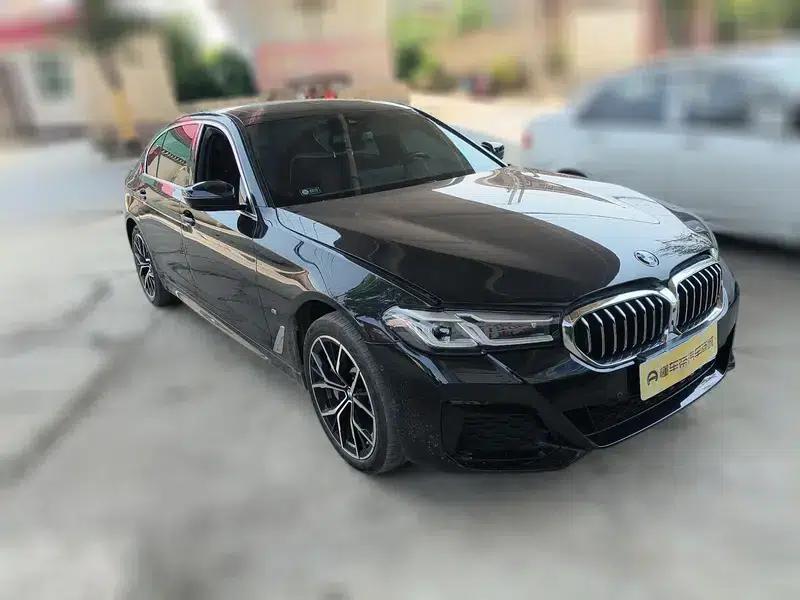 2022 BMW 5 Series Facelift 530Li Luxury M Sport Package — миниатюра 3