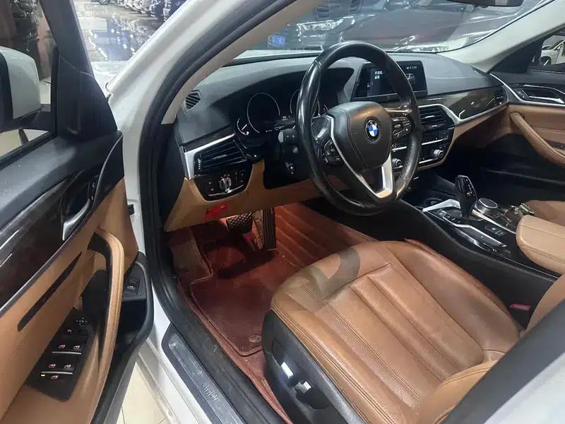 BMW 5 Series 2018 528Li Launch Special Edition — миниатюра 8