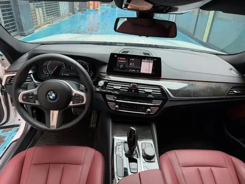 2019 BMW 5 Series Facelift 530Li Leading Edition M Sport Package — миниатюра 7