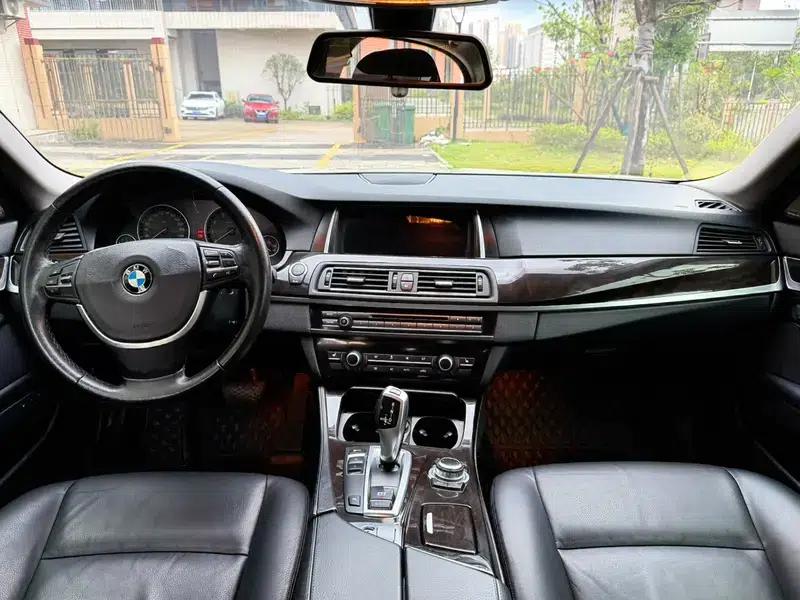 2014 BMW 5 Series 525Li Leading Edition — миниатюра 7