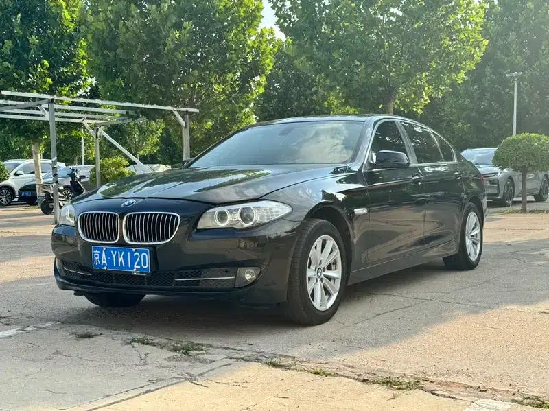 BMW 5 Series 2012 523Li Leading Edition — миниатюра 1