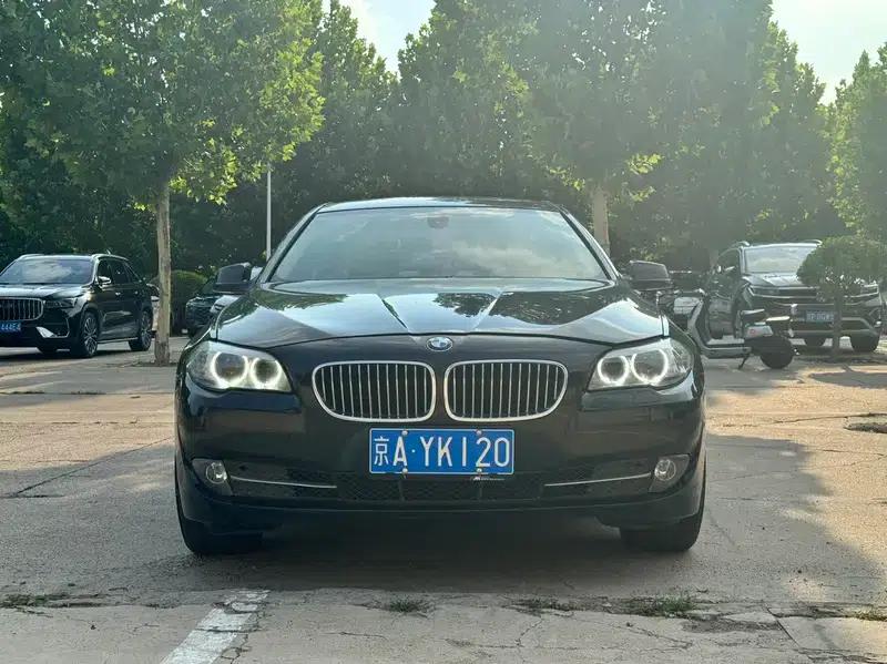 BMW 5 Series 2012 523Li Leading Edition — миниатюра 2