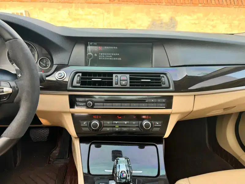BMW 5 Series 2012 523Li Leading Edition — миниатюра 14