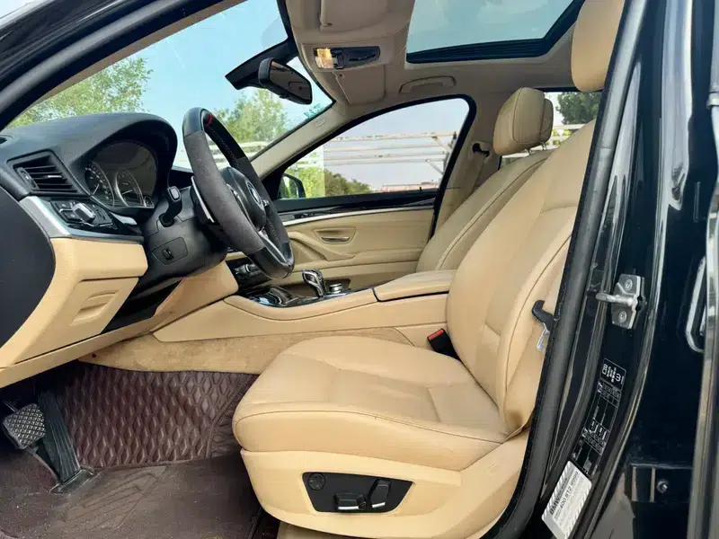 BMW 5 Series 2012 523Li Leading Edition — миниатюра 17