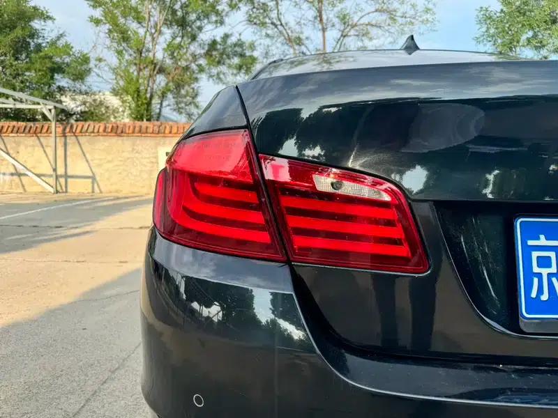 BMW 5 Series 2012 523Li Leading Edition — миниатюра 9