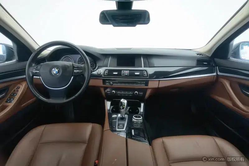 2014 BMW 5 Series 520Li Elegant Edition — миниатюра 13