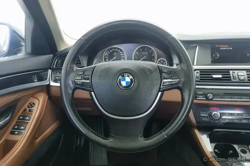 2014 BMW 5 Series 520Li Elegant Edition — миниатюра 14