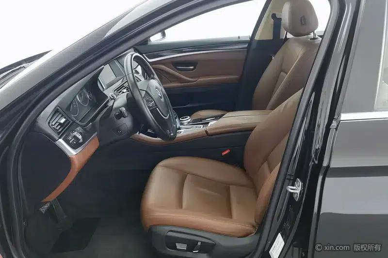 2014 BMW 5 Series 520Li Elegant Edition — миниатюра 17