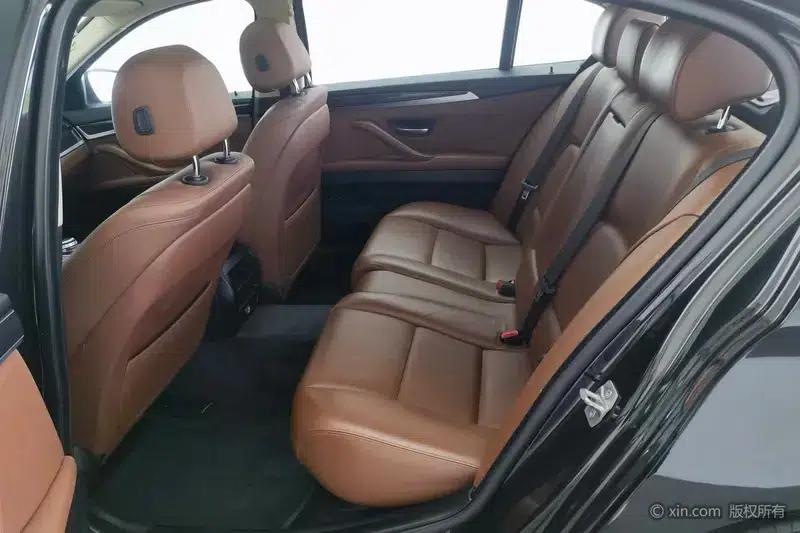 2014 BMW 5 Series 520Li Elegant Edition — миниатюра 19