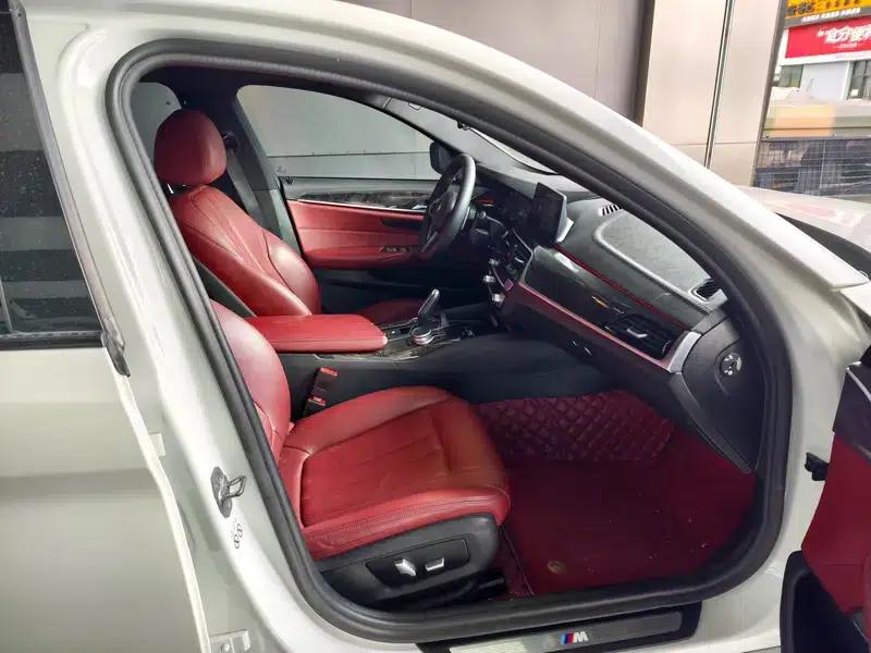 2019 BMW 5 Series Facelift 530Li Leading Edition M Sport Package — миниатюра 8