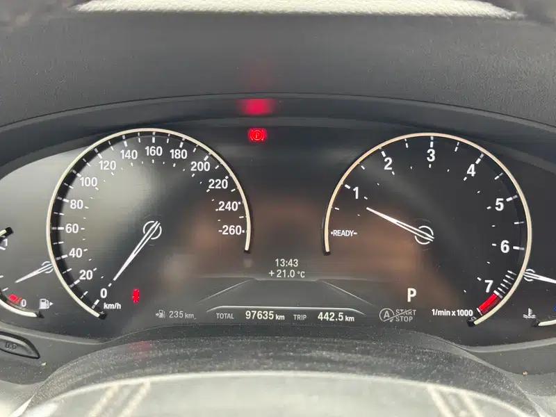 BMW 5 Series 2018 528Li Launch Special Edition — миниатюра 8