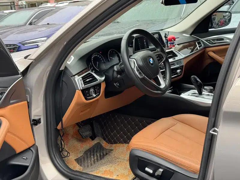BMW 5 Series 2018 528Li Launch Special Edition — миниатюра 9
