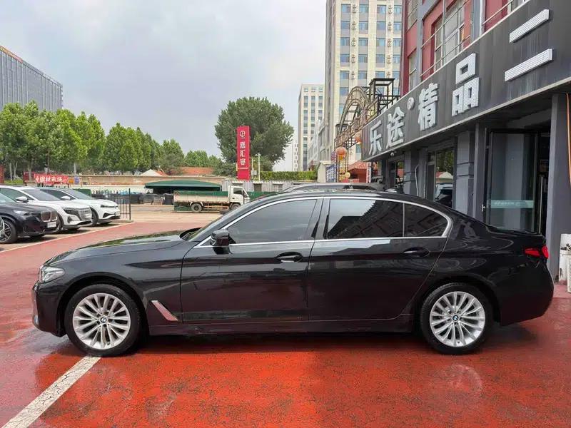 2022 BMW 5 Series Facelift 525Li Luxury Package — миниатюра 3