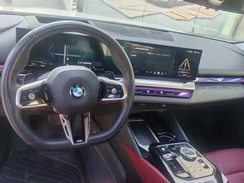 2025 BMW 5 Series Facelift 530Li Luxury M Sport Package — миниатюра 7