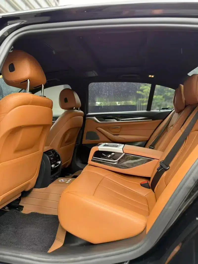 2018 BMW 5 Series Facelift 530Li Luxury M Sport Package — миниатюра 10