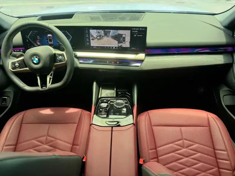 2025 BMW 5 Series Facelift 530Li Luxury M Sport Package — миниатюра 11