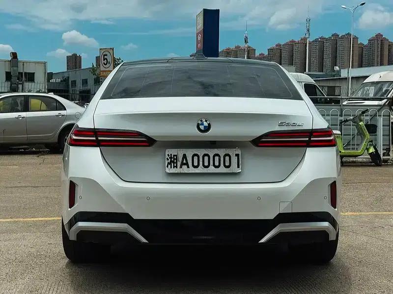 2025 BMW 5 Series Facelift 530Li Luxury M Sport Package — миниатюра 5