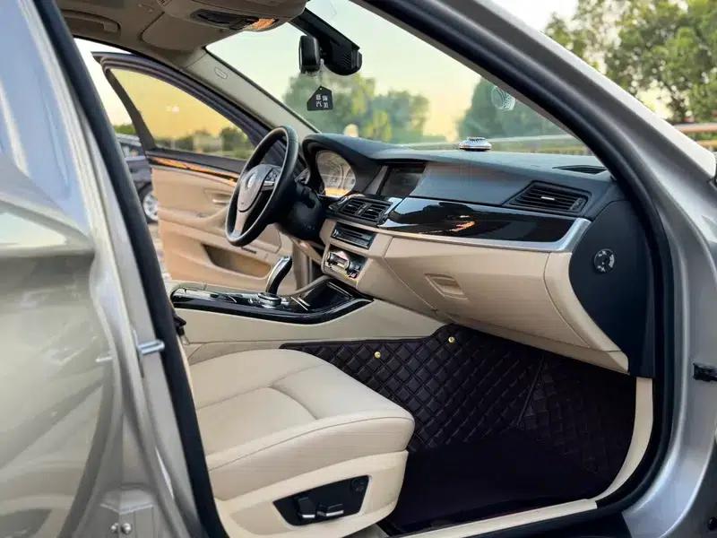 BMW 5 Series 2013 530Li Leading Edition — миниатюра 6