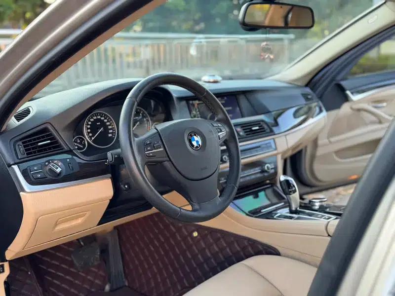BMW 5 Series 2013 530Li Leading Edition — миниатюра 7