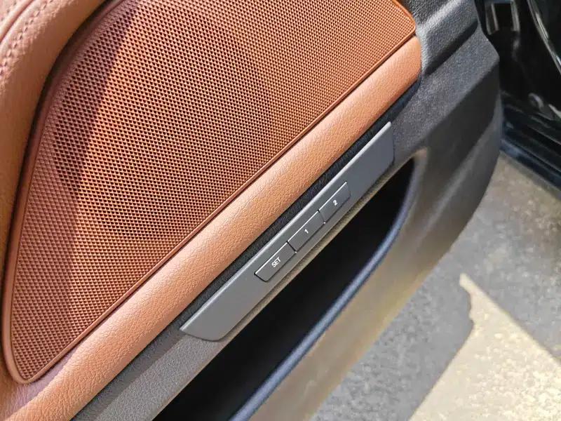2014 BMW 5 Series 525Li Leading Edition — миниатюра 7