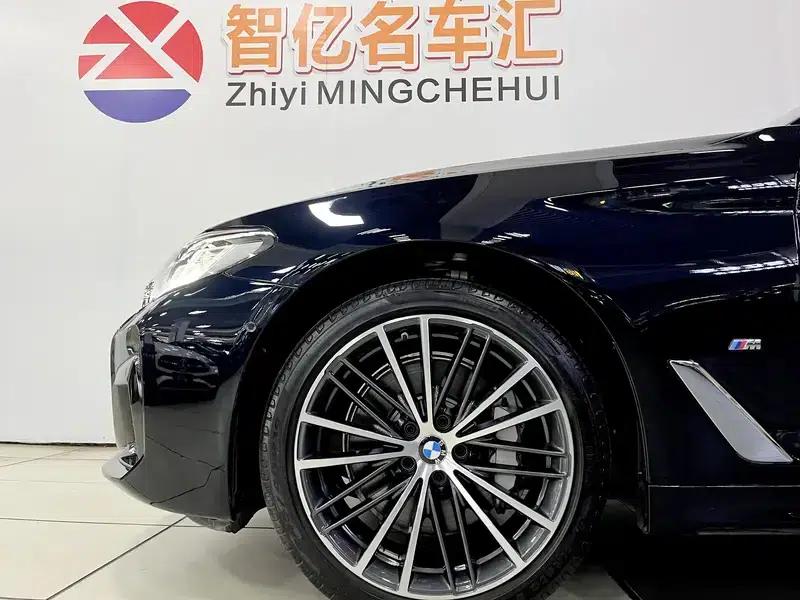 2023 BMW 5 Series 530Li Leading Edition M Sport Package — миниатюра 8