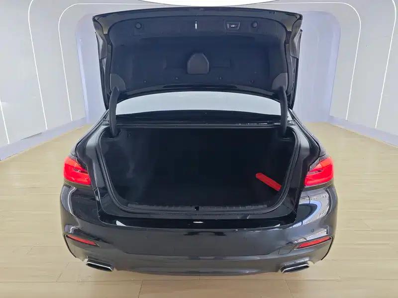 2019 BMW 5 Series Facelift 530Li xDrive M Sport Package — миниатюра 20