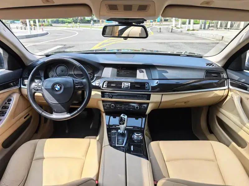BMW 5 Series 2013 525Li Leading Edition — миниатюра 8