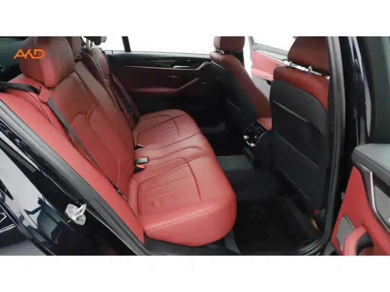 2020 BMW 5 Series 530Li Luxury M Sport Package — миниатюра 10