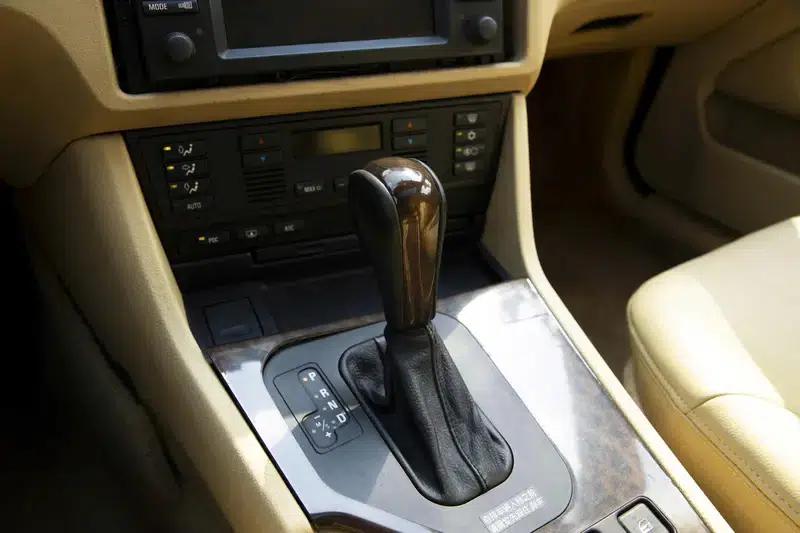 BMW 5 Series (Imported) 2003 530i 3.0 Automatic Rear-Wheel Drive — миниатюра 19