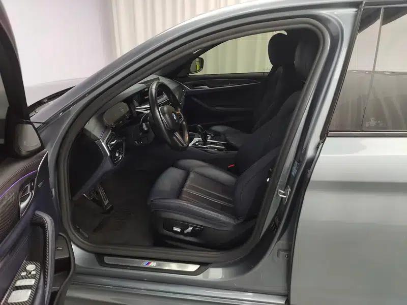 BMW 5 Series (Imported) 2020 525i M Sport Package — миниатюра 17