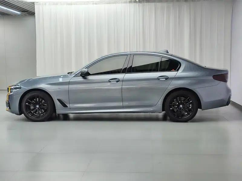 BMW 5 Series (Imported) 2020 525i M Sport Package — миниатюра 4