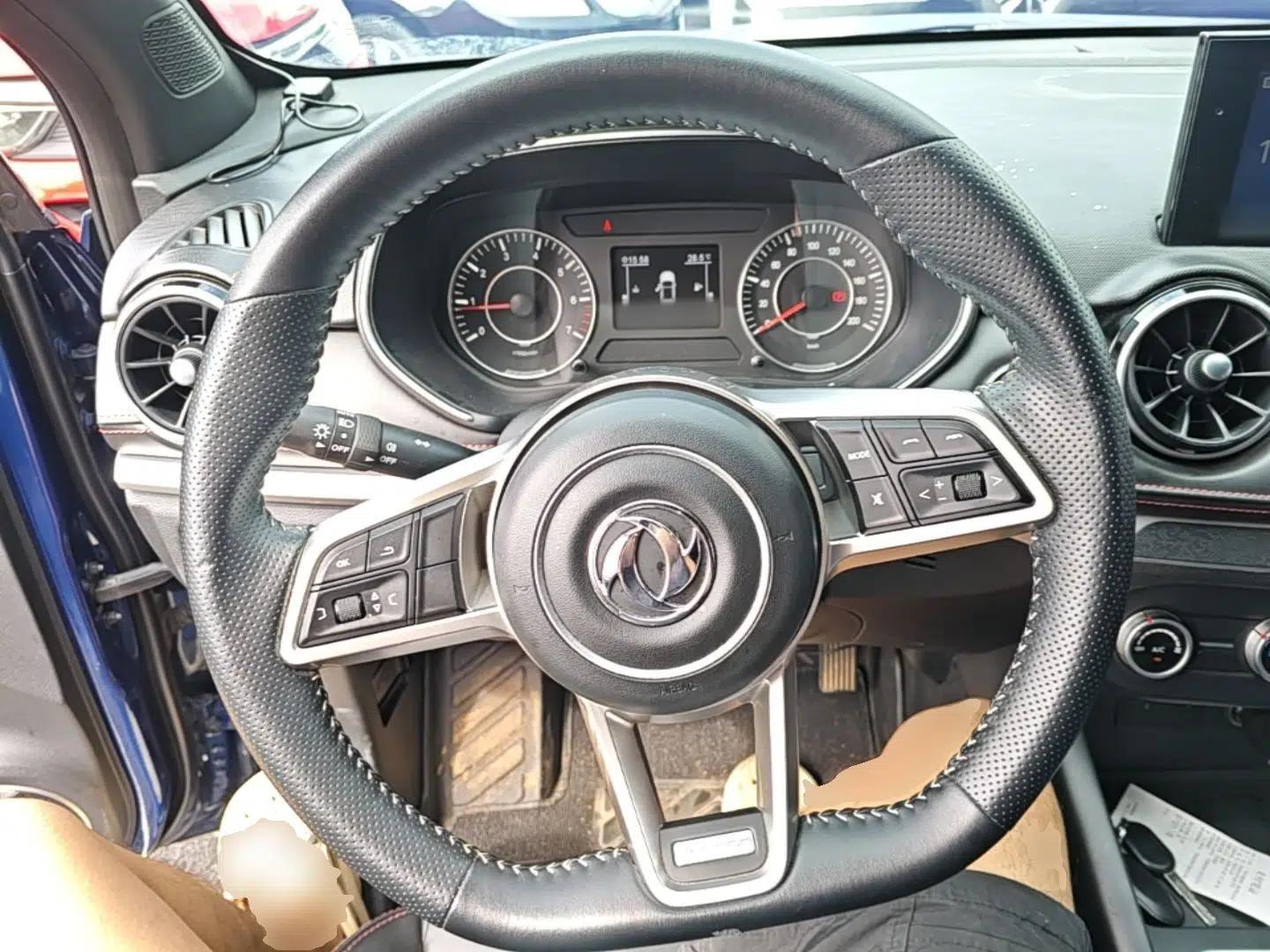 Dongfeng Fengon 500 2021 1.5L Manual Enjoyment Model — миниатюра 13