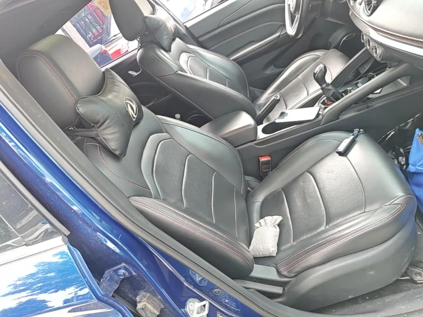 Dongfeng Fengon 500 2021 1.5L Manual Enjoyment Model — миниатюра 19