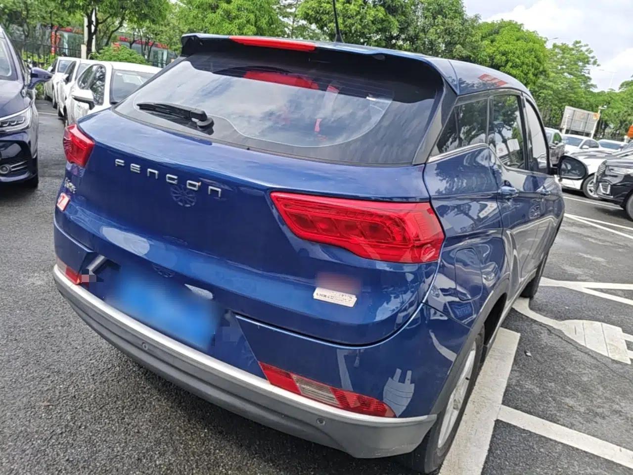 Dongfeng Fengon 500 2021 1.5L Manual Enjoyment Model — миниатюра 6