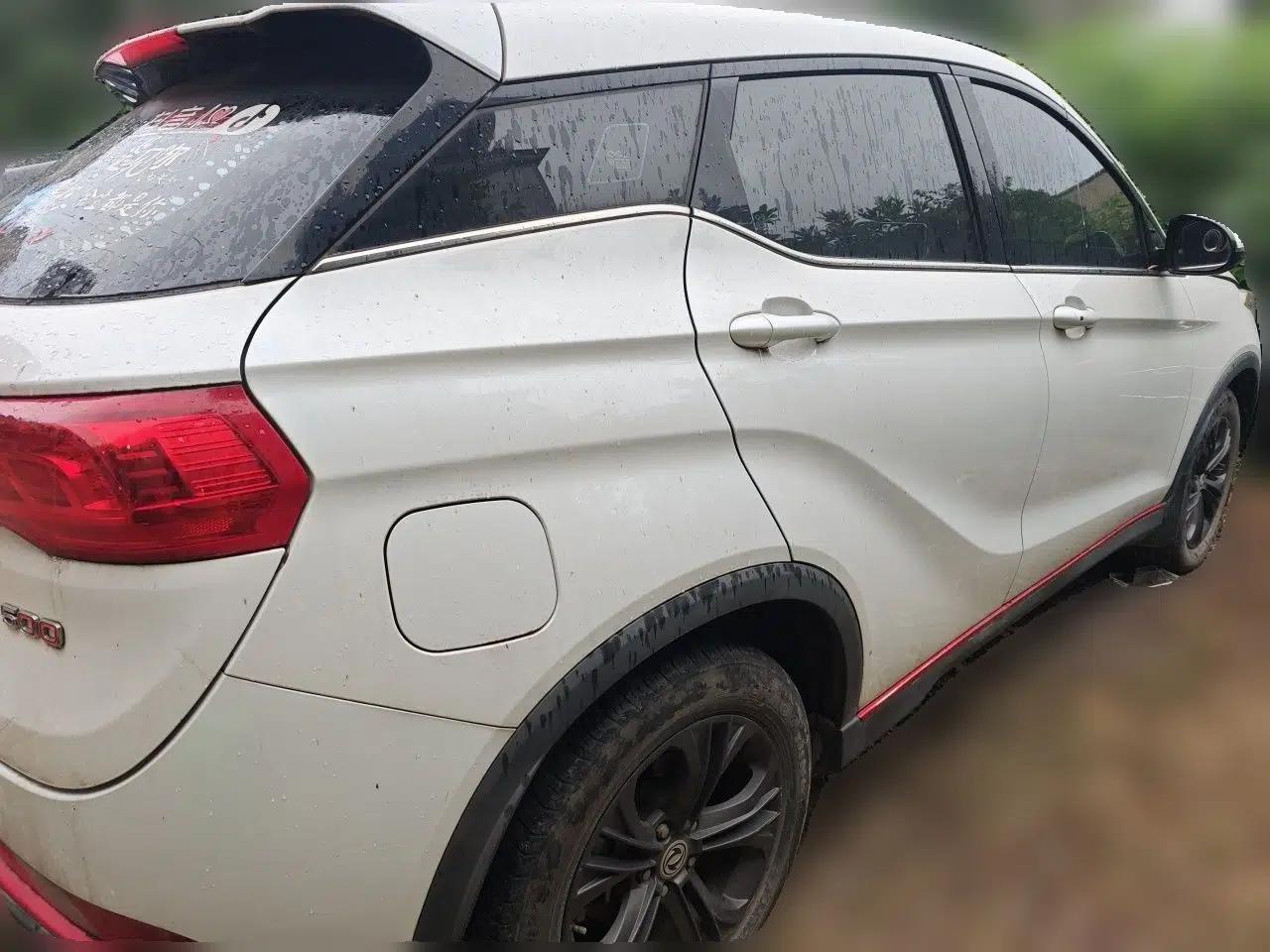 Dongfeng Fengon 500 2021 1.5L CVT Enjoyment Version — миниатюра 6