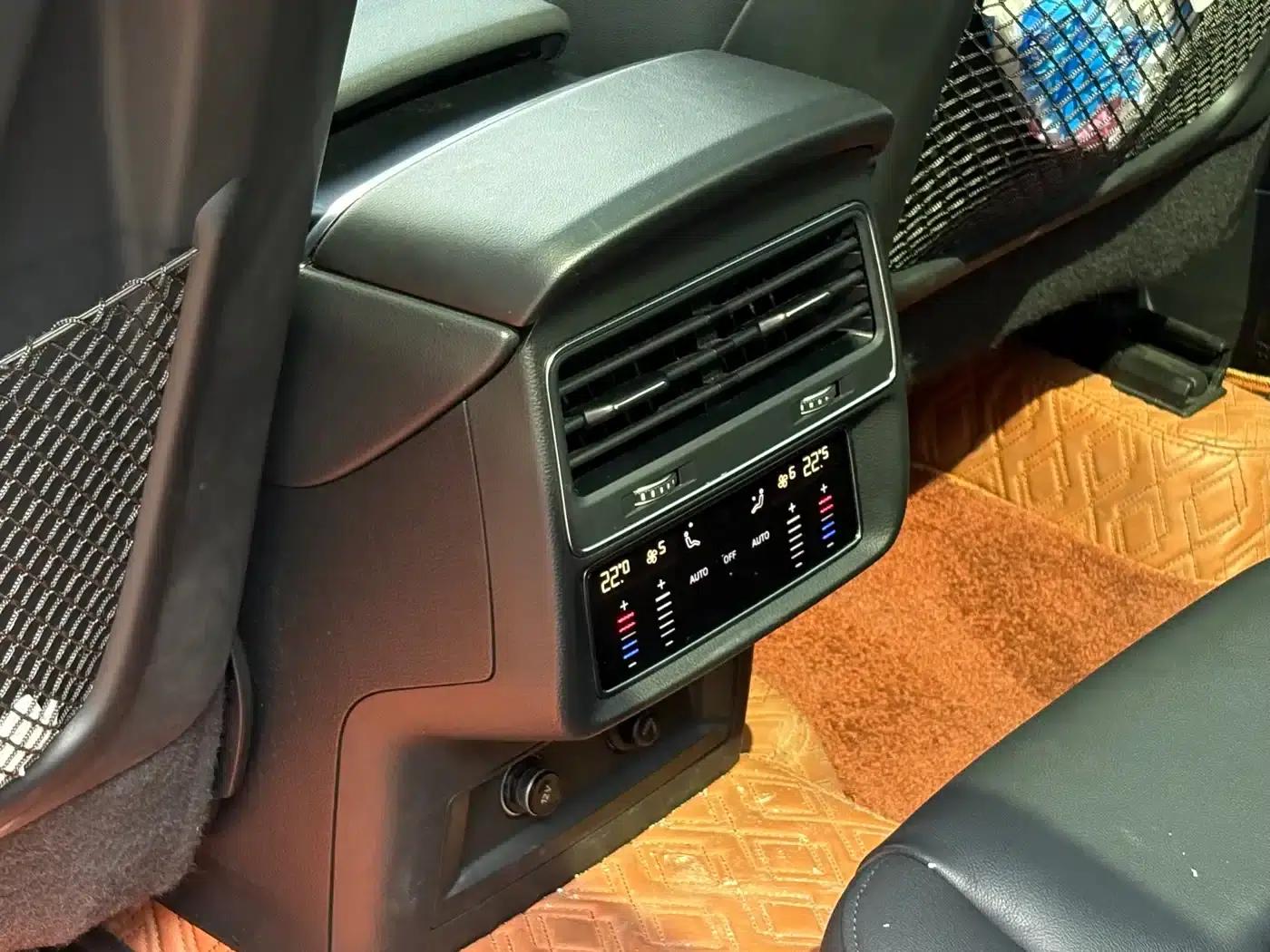 Audi Q7 2022 55 TFSI quattro S line Sport — миниатюра 15