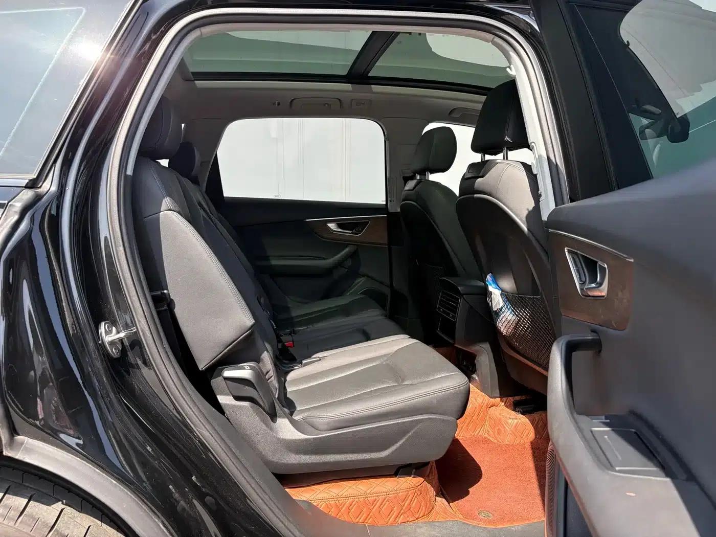 Audi Q7 2022 55 TFSI quattro S line Sport — миниатюра 22