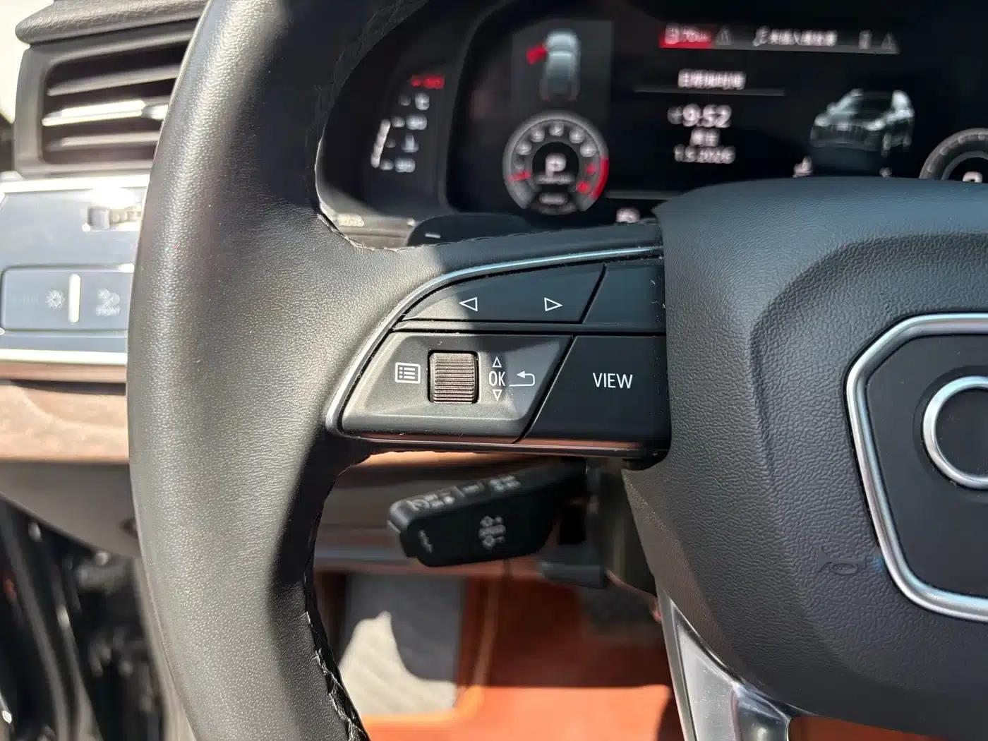 Audi Q7 2022 55 TFSI quattro S line Sport — миниатюра 10