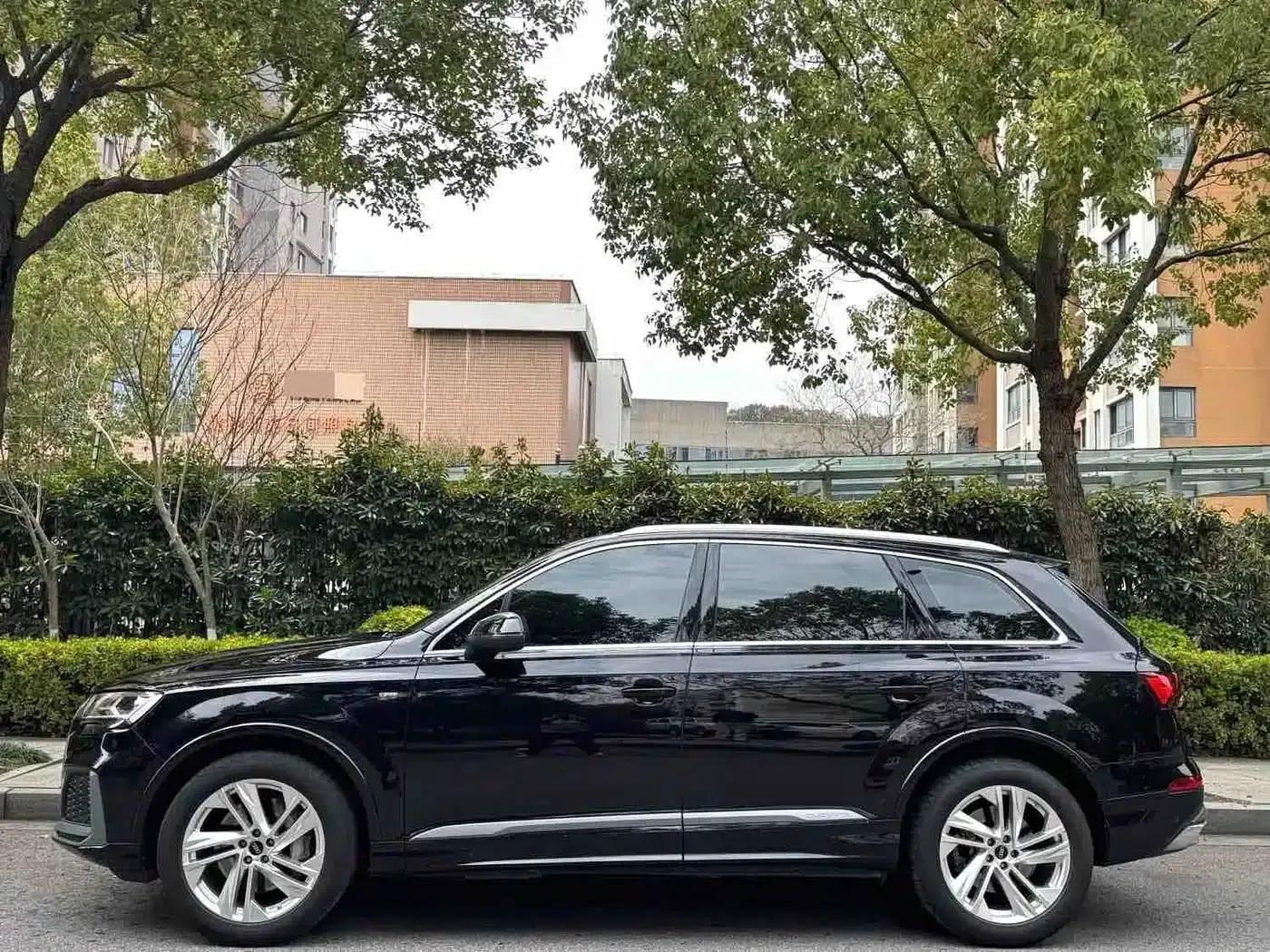 Audi Q7 2023 45 TFSI quattro S line Sport — миниатюра 2