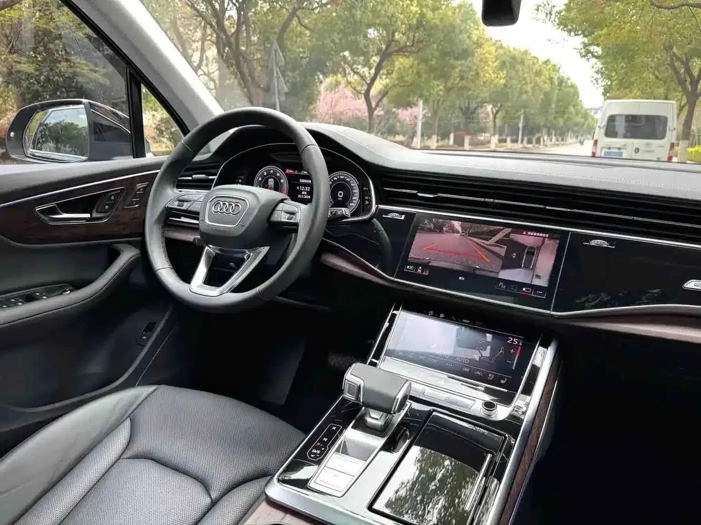 Audi Q7 2023 45 TFSI quattro S line Sport — миниатюра 10