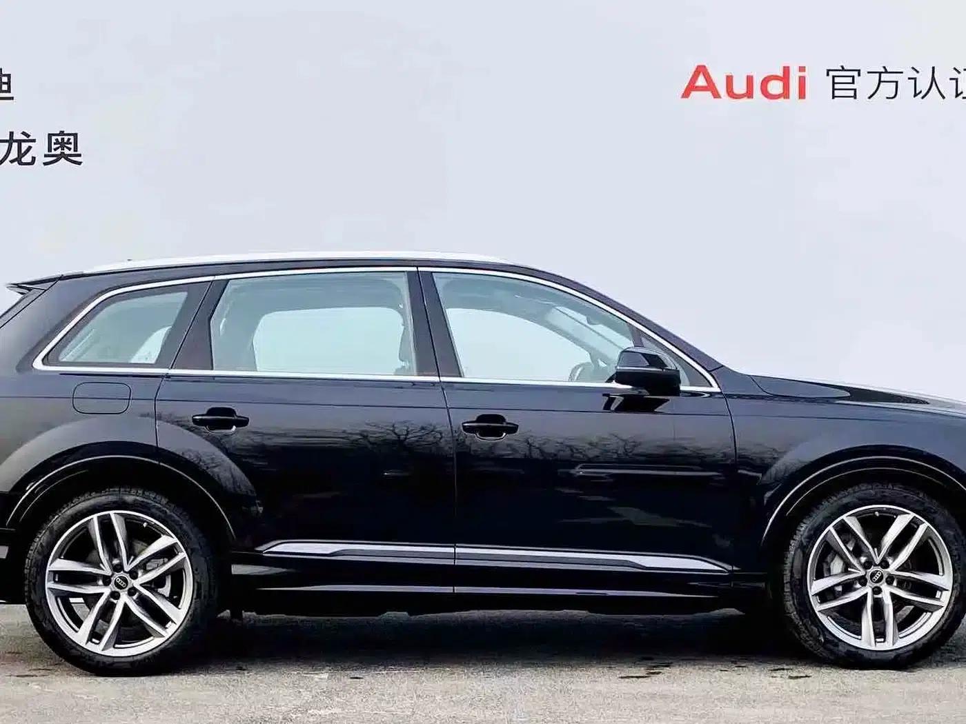 Audi Q7 2026 45 TFSI quattro S line Sport — миниатюра 3