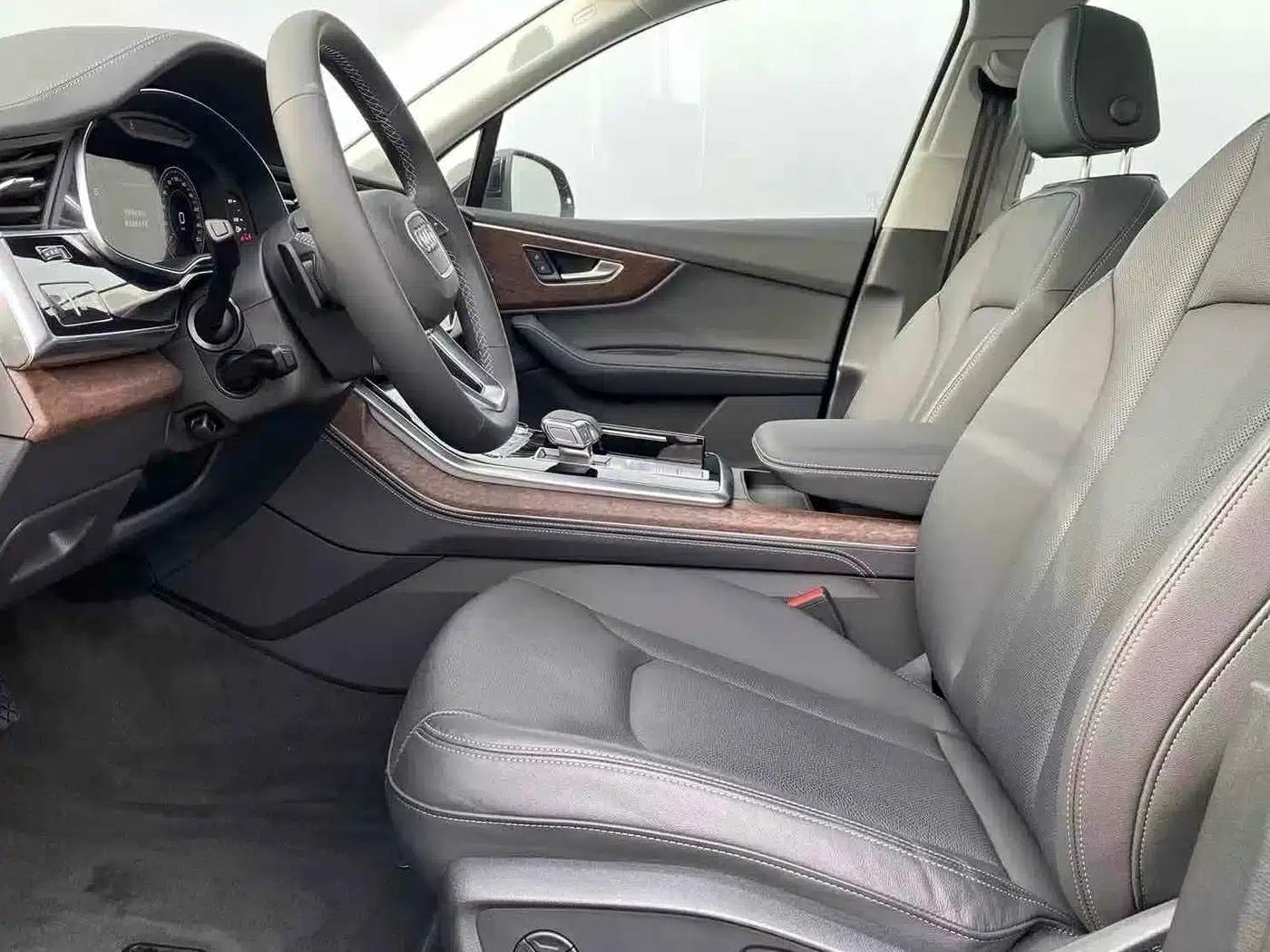 Audi Q7 2026 45 TFSI quattro S line Sport — миниатюра 4