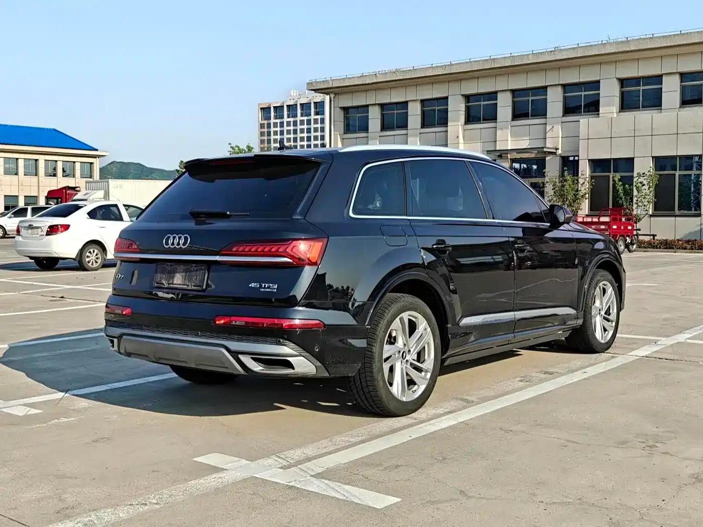 Audi Q7 2021 45 TFSI quattro S line Sport — миниатюра 5