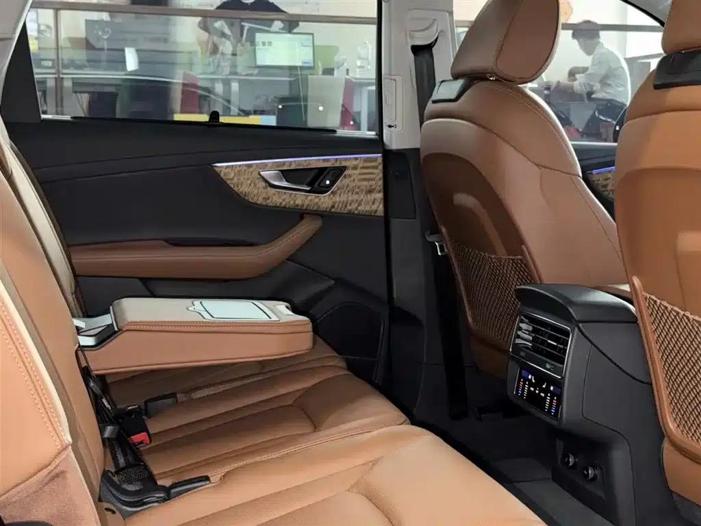 Audi Q7 2025 55 TFSI quattro S line Premium — миниатюра 9