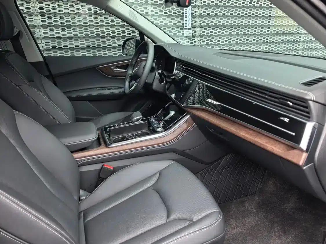 Audi Q7 2025 55 TFSI quattro S line Sport — миниатюра 11