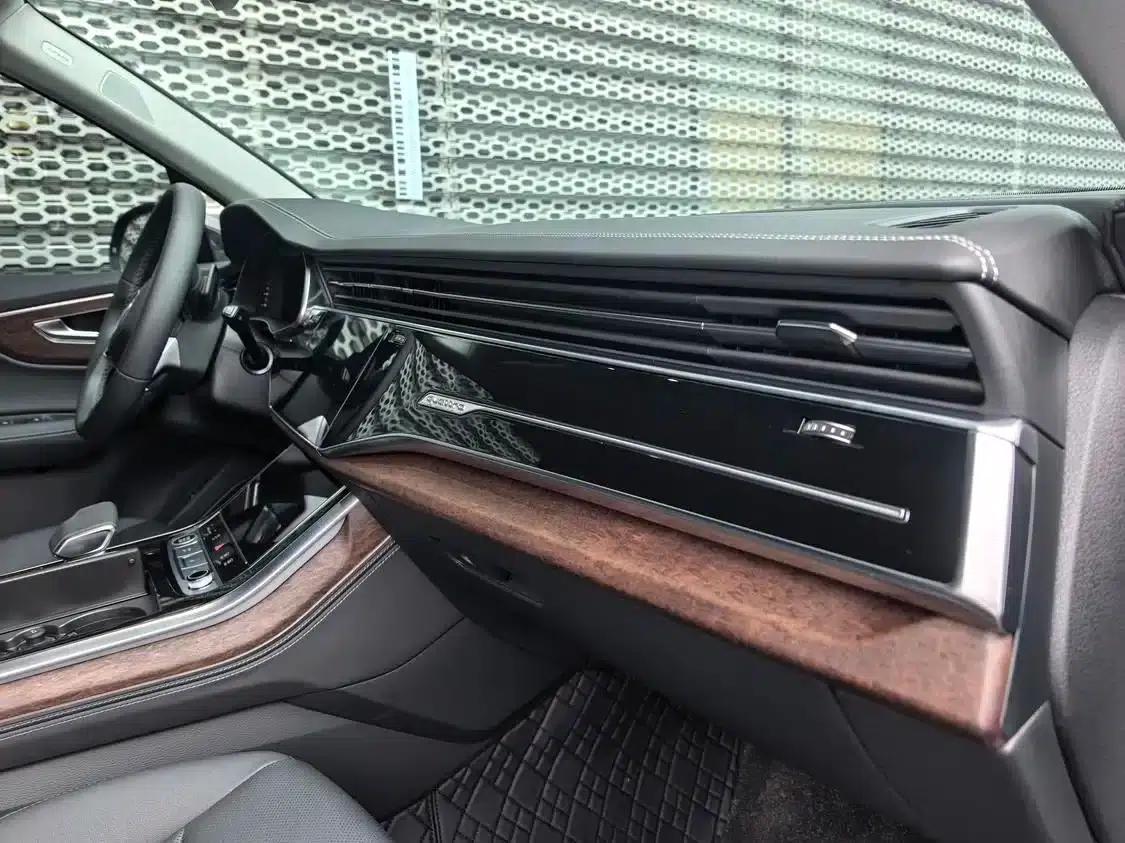 Audi Q7 2025 55 TFSI quattro S line Sport — миниатюра 12