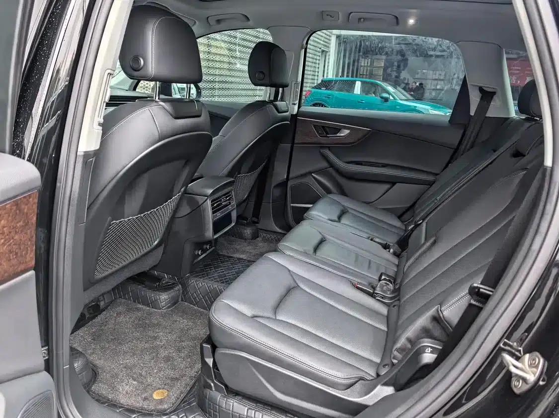 Audi Q7 2025 55 TFSI quattro S line Sport — миниатюра 16