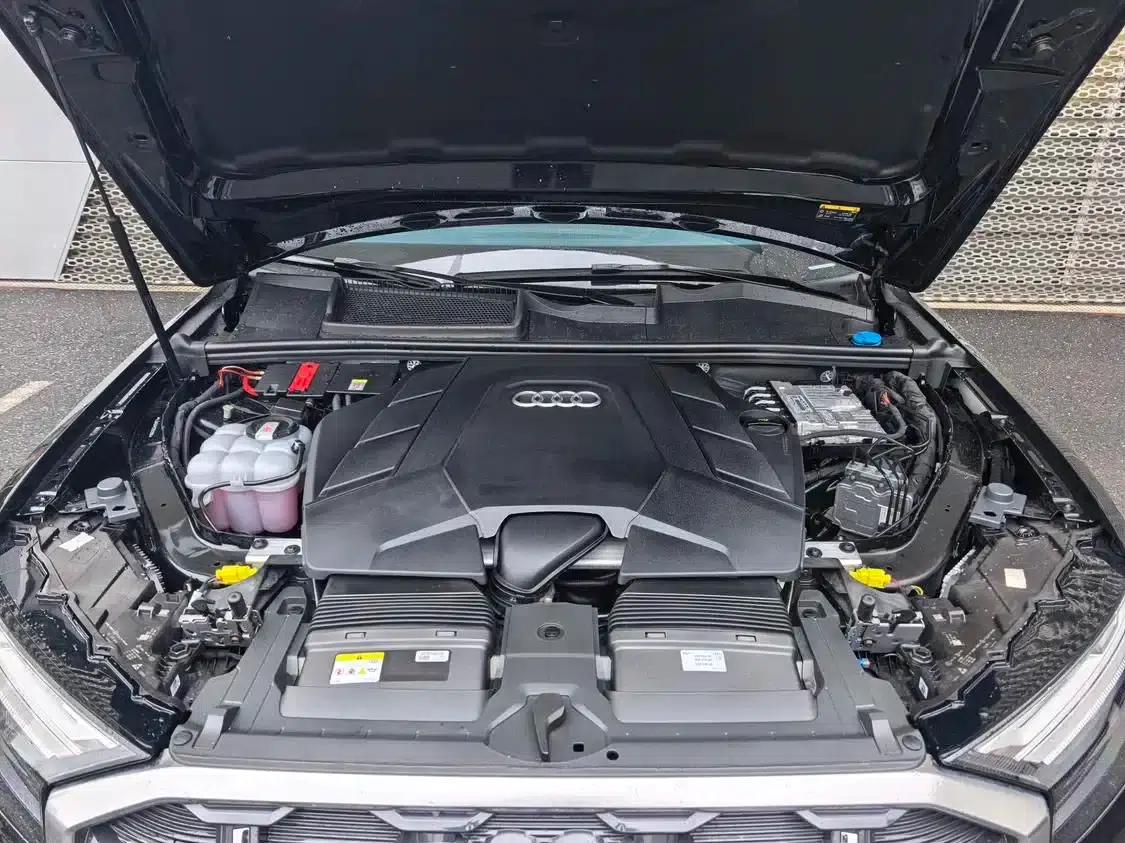 Audi Q7 2025 55 TFSI quattro S line Sport — миниатюра 22