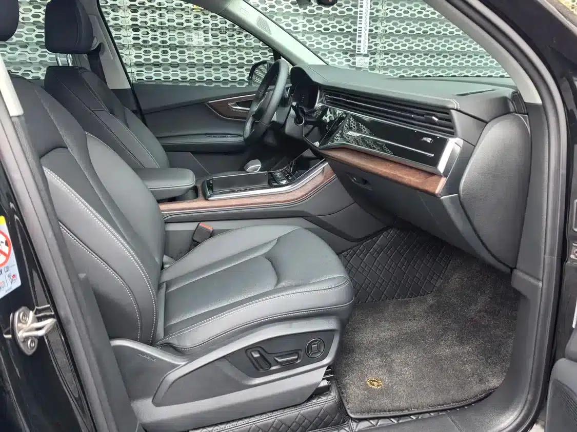Audi Q7 2025 55 TFSI quattro S line Sport — миниатюра 10