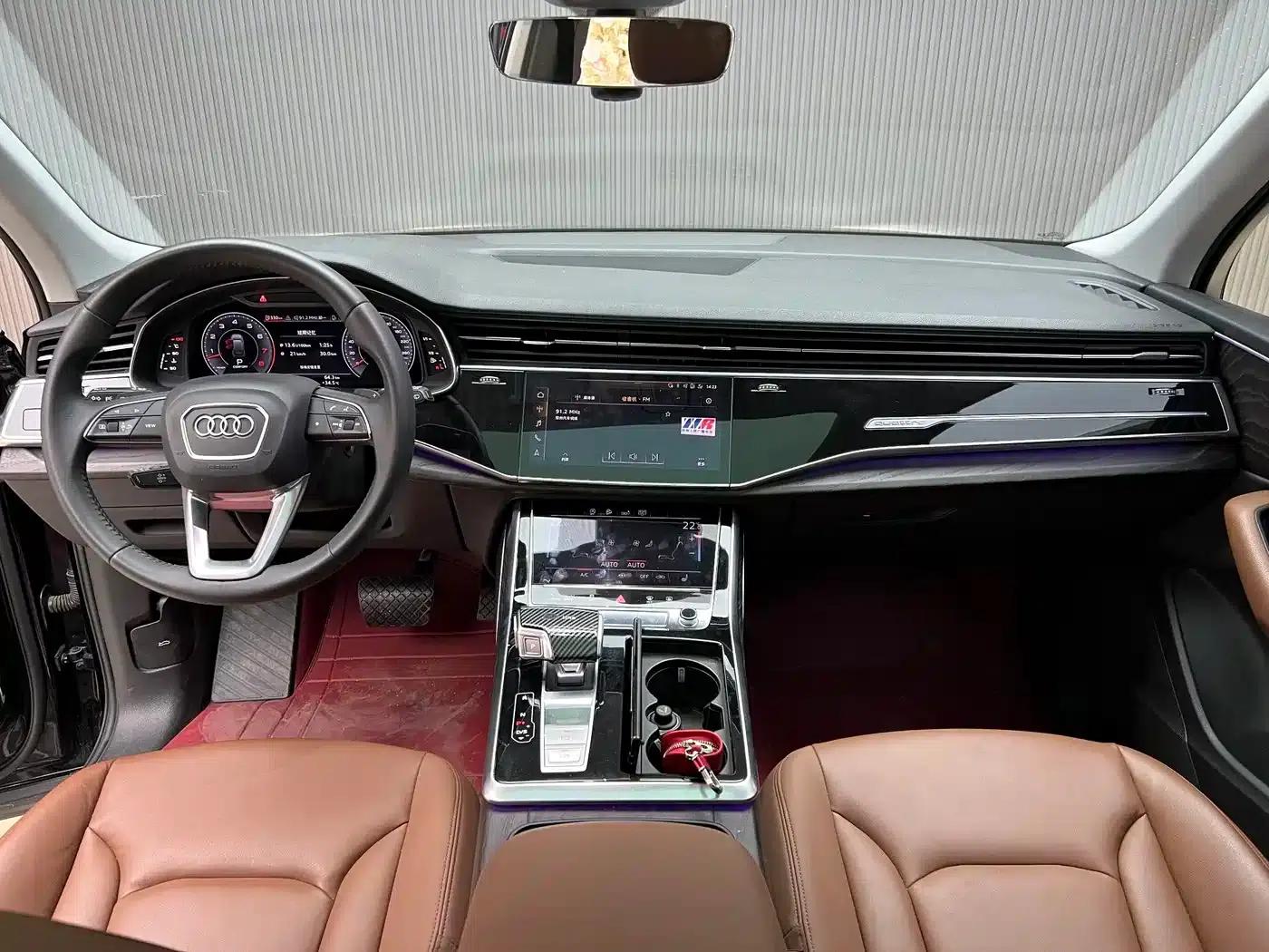 Audi Q7 2020 55 TFSI quattro Black Knight Edition — миниатюра 6